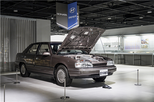 2-現代汽車于1991年生產的第一輛電動汽車.jpg